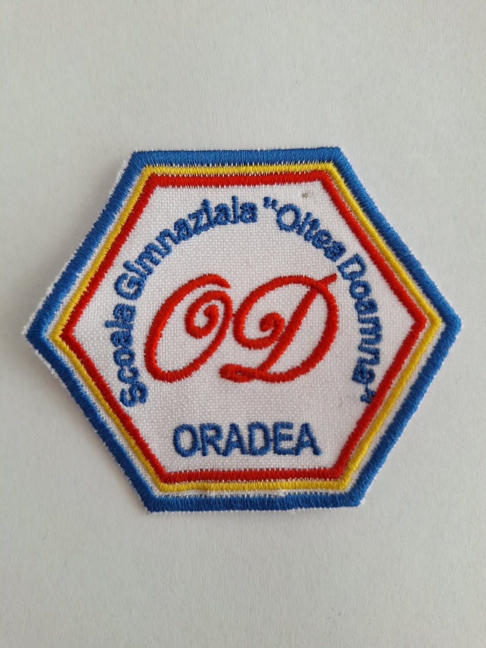 Sigla brodata Scoala Gimnaziala Oltea Doamna Oradea